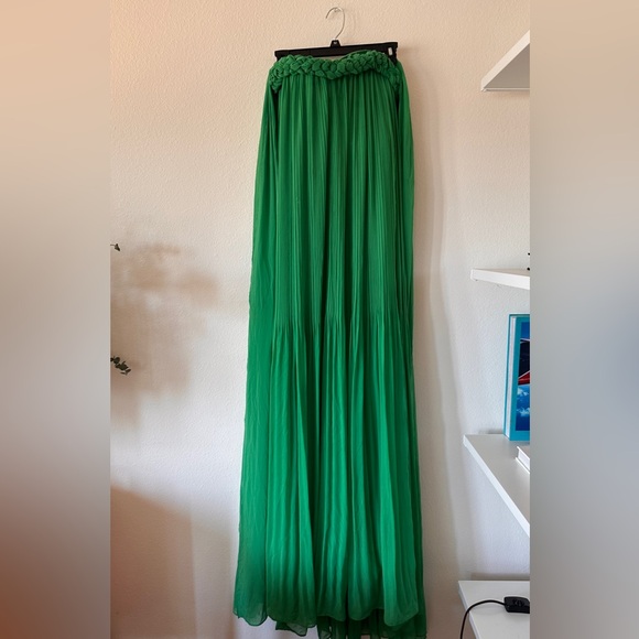 Leo Lin | Green Camilla Draped Gown - Picture 6 of 16